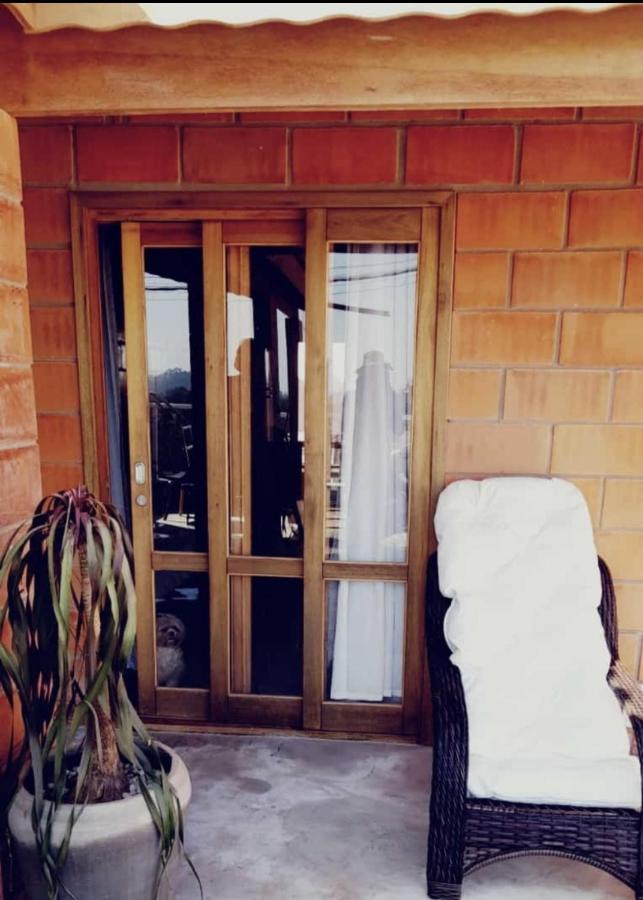 Casa Aconchegante Condominio Fechado Na Natureza Em Sao Roque Mairinque Esterno foto